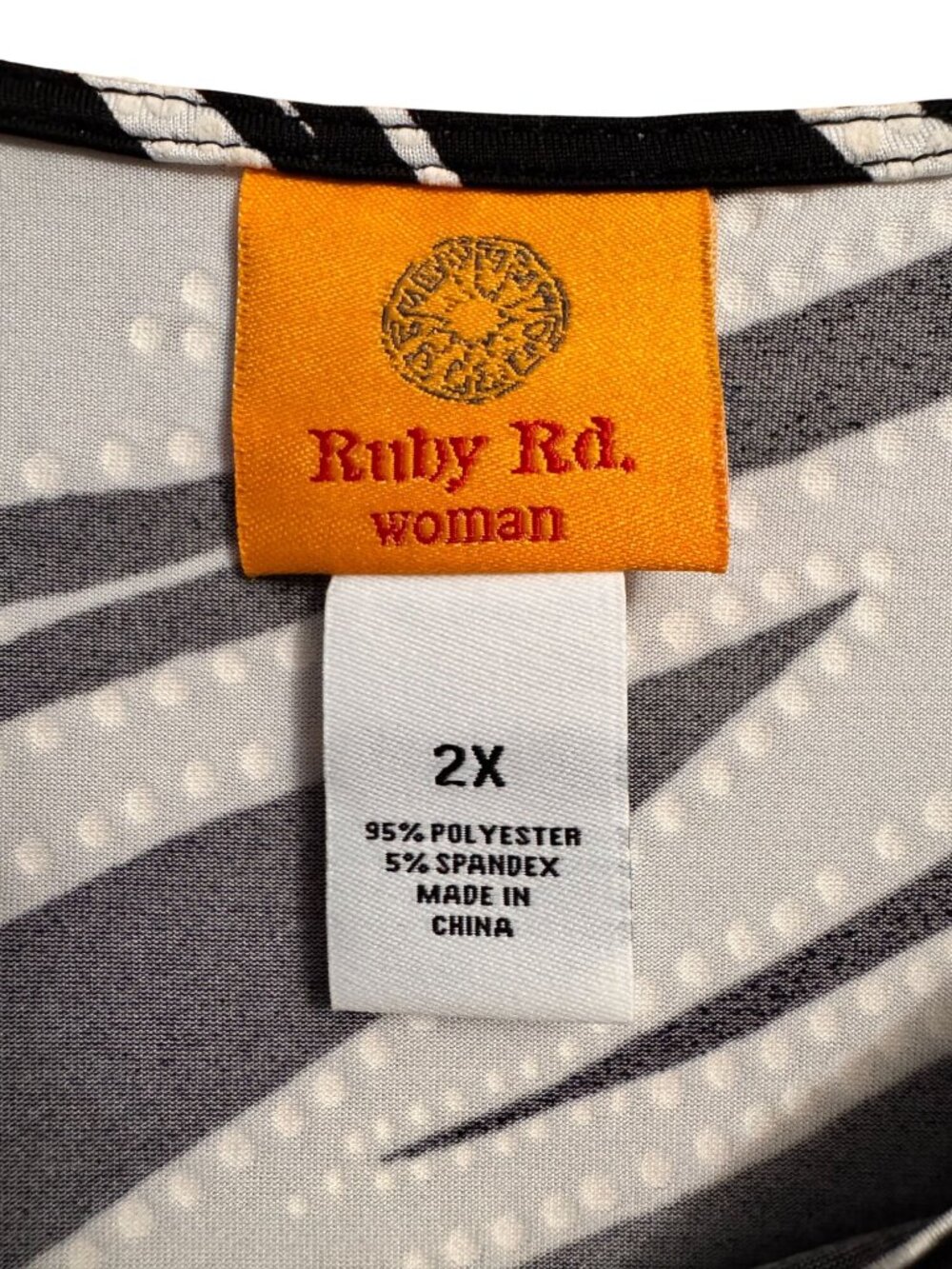 Ruby Rd Woman Top Zebra Print Tunic Style 2X 95% Polyester Stretch Design - Picture 3 of 14
